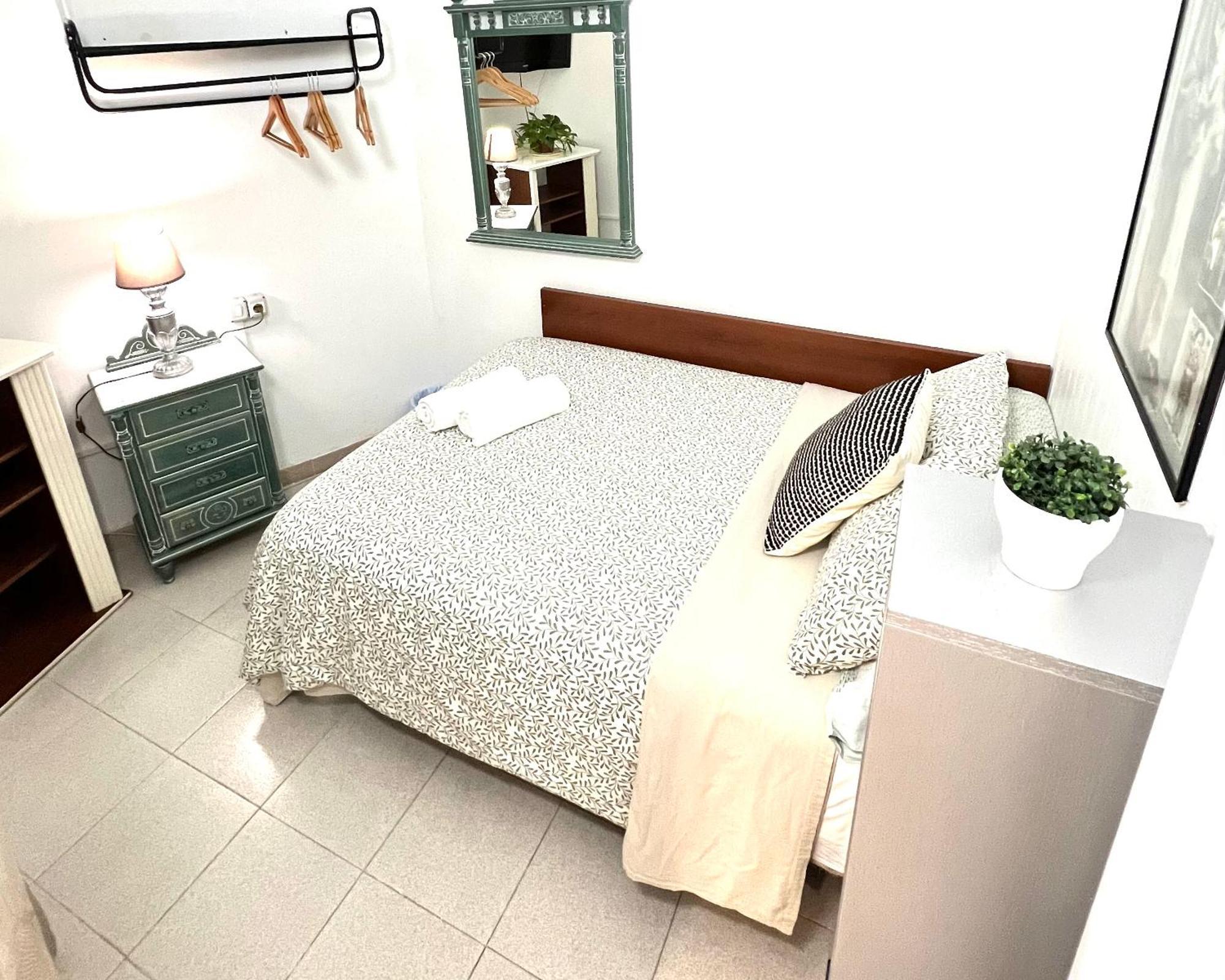 Alcamar Habitacion Privada Con Las Areas De Sala, Cocina Y Bano Que Se Comparten Cerca Al Mar! Alcala  Exterior photo